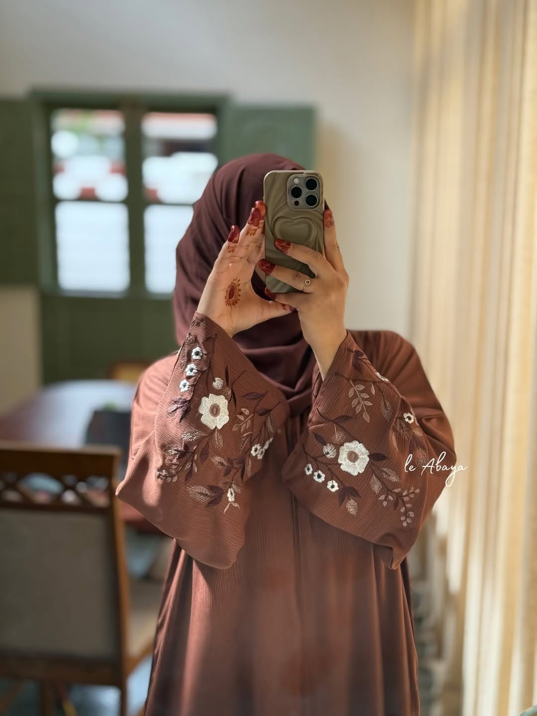 Jafran hand work abaya pitol coller