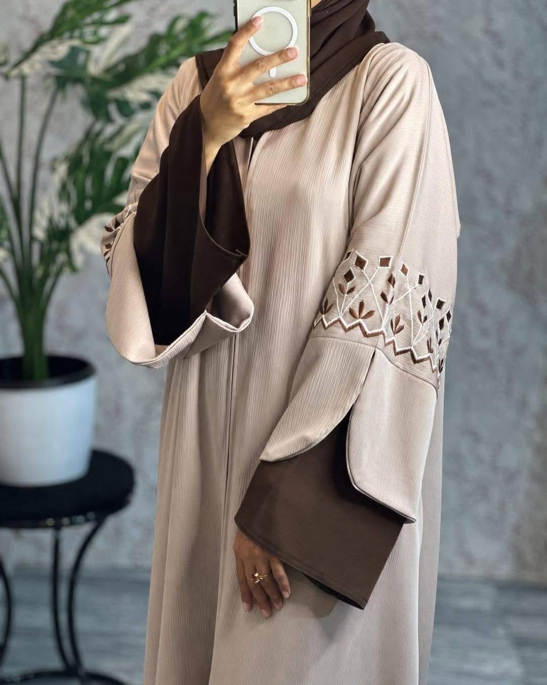 Jafran Contast Abaya