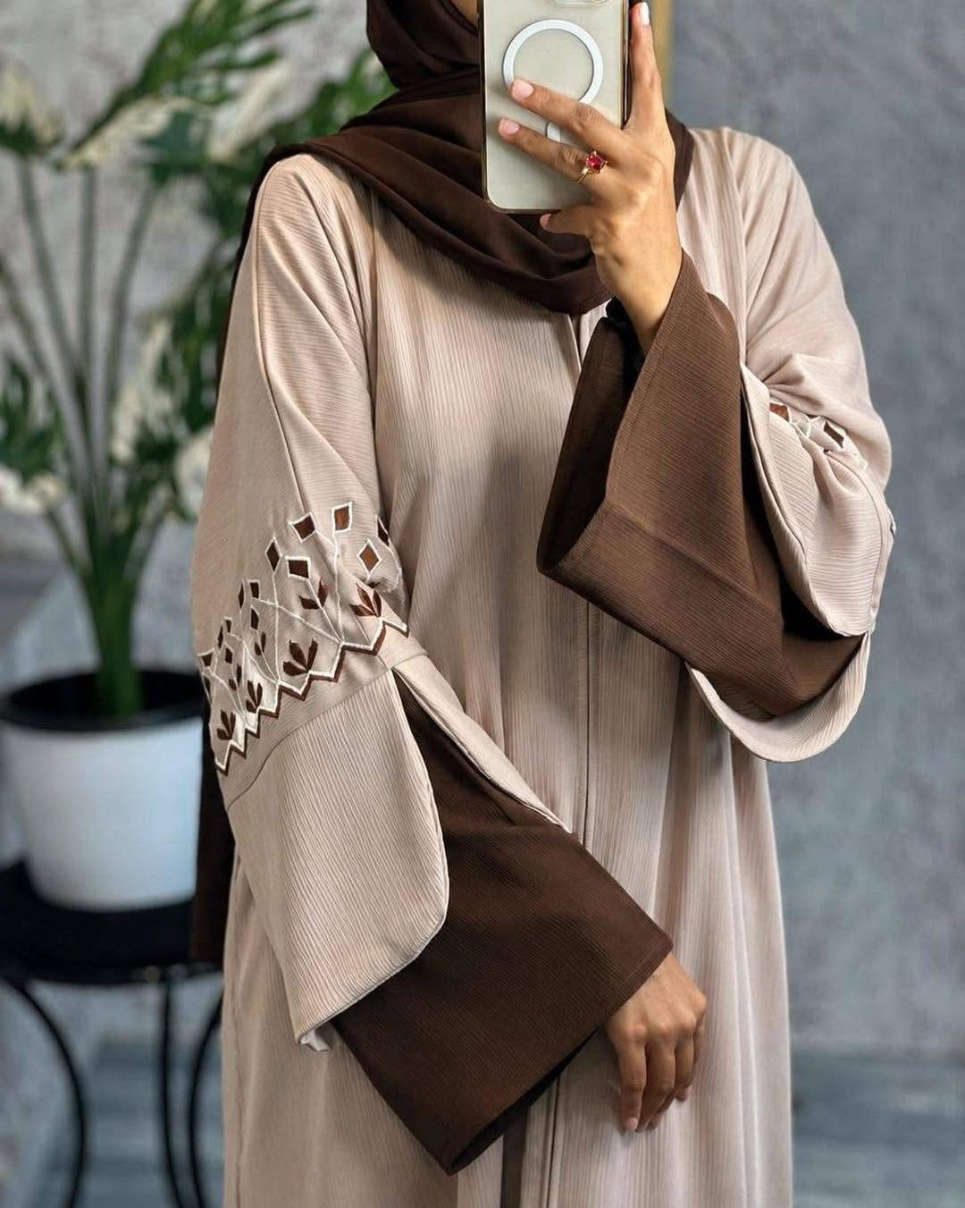 Jafran Contast Abaya